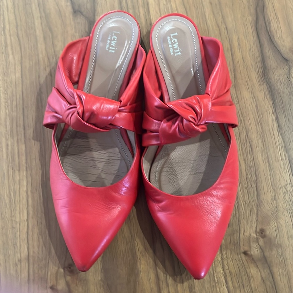 Lewit Cara Red Leather Knot Pointed Toe Mule Flats Size 39 / 8-1/2 US